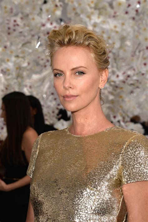 foto charliz theron dior|charlize theron christian dior.